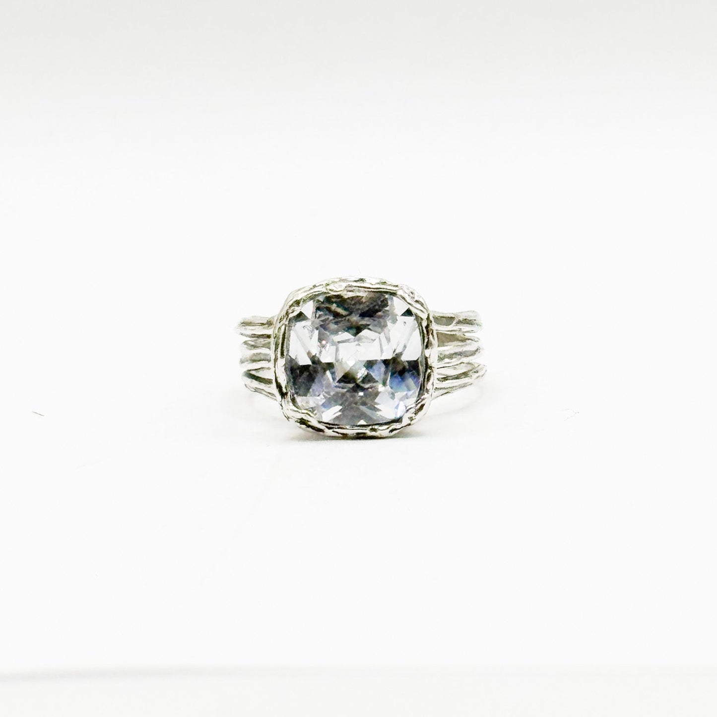RING ROMAN COLLECTION DESIGN 357