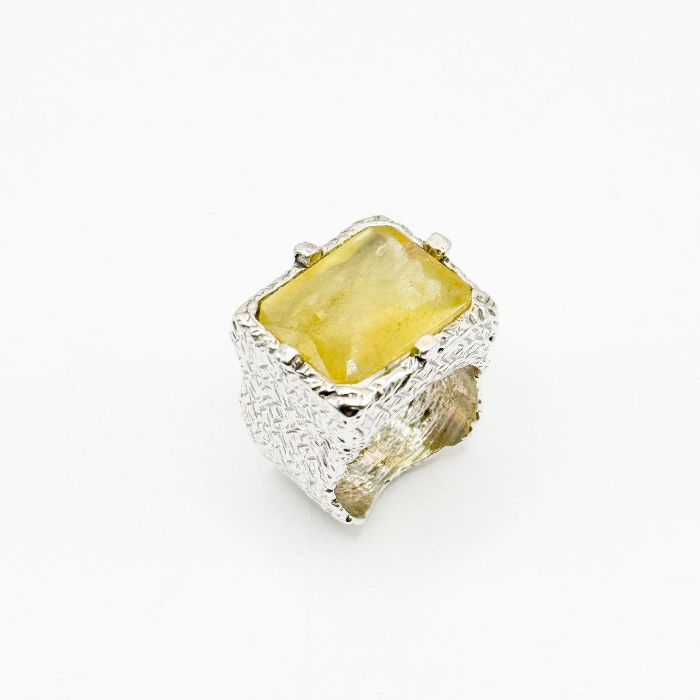 RING EARTH COLLECTION DESIGN 114
