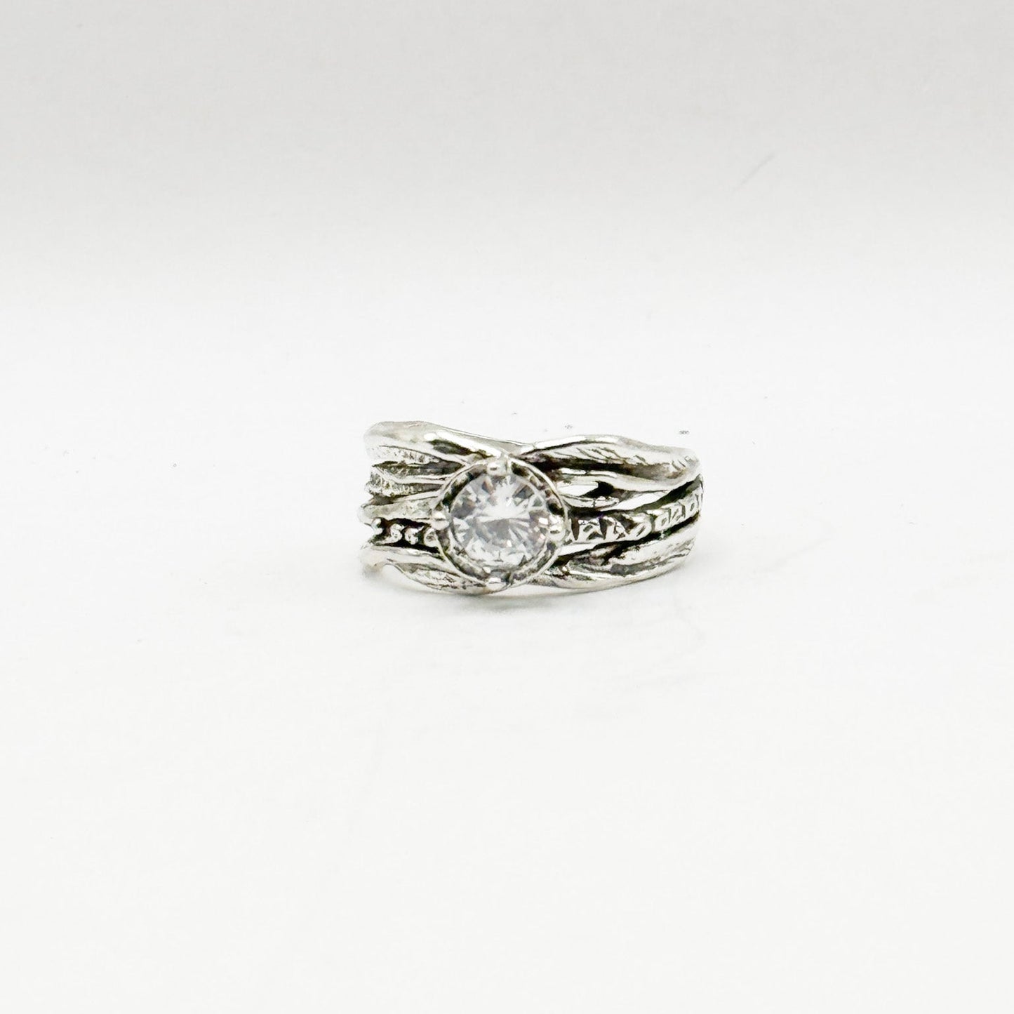 RING ROMAN COLLECTION DESIGN 136