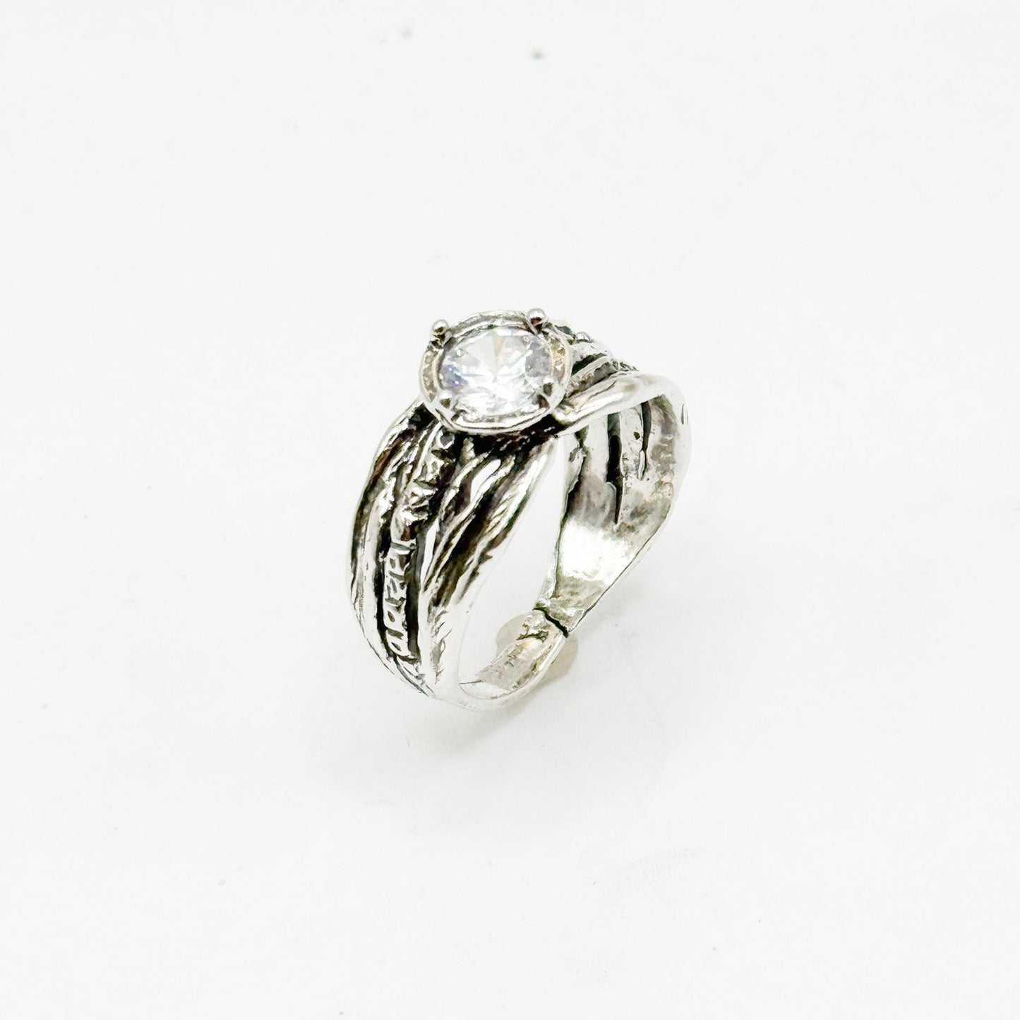 RING ROMAN COLLECTION DESIGN 136
