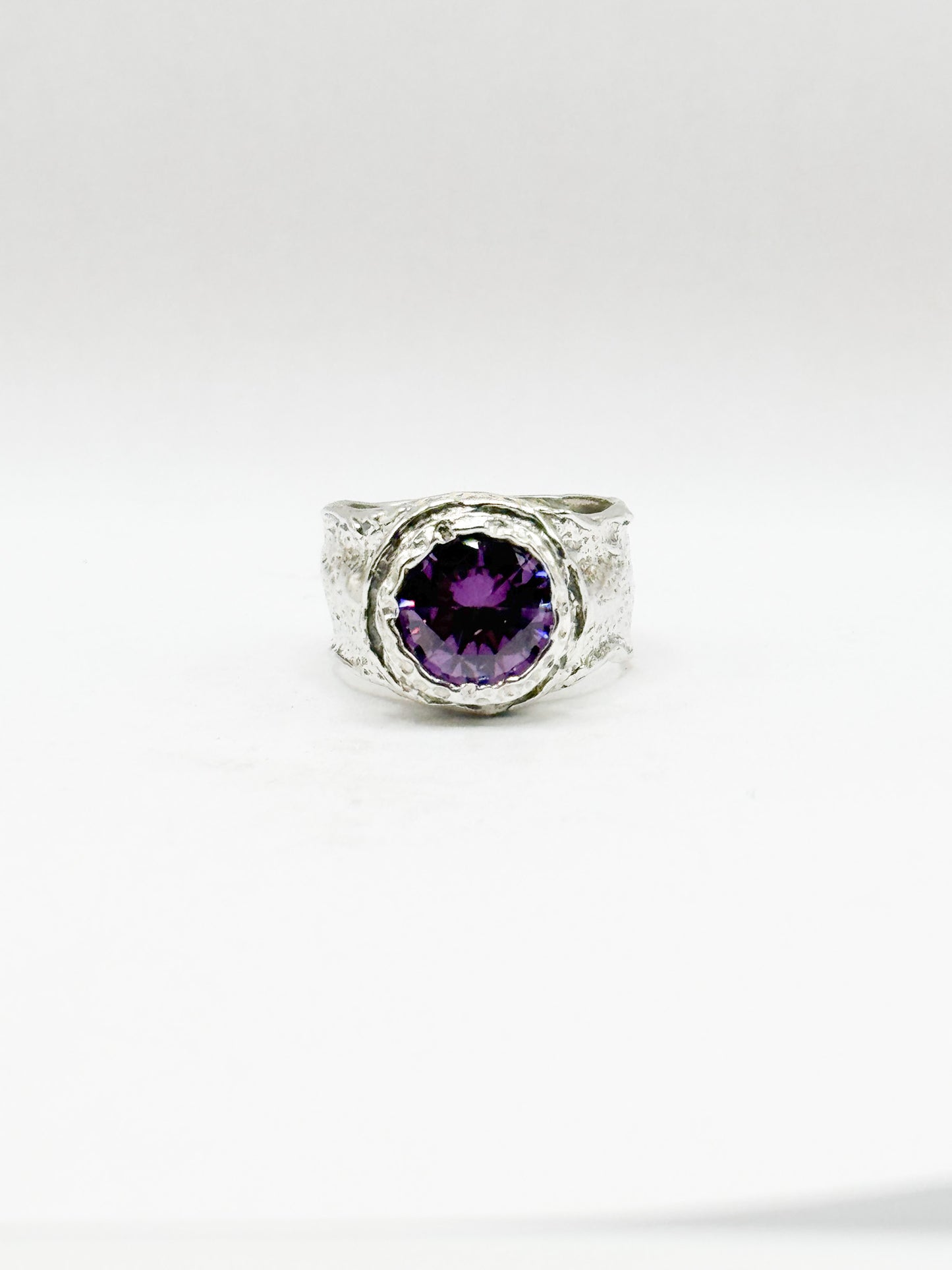 RING CONTEMPORARY COLLECTION DESIGN 304